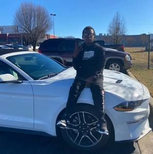 Meet your Posher, Jeremiah